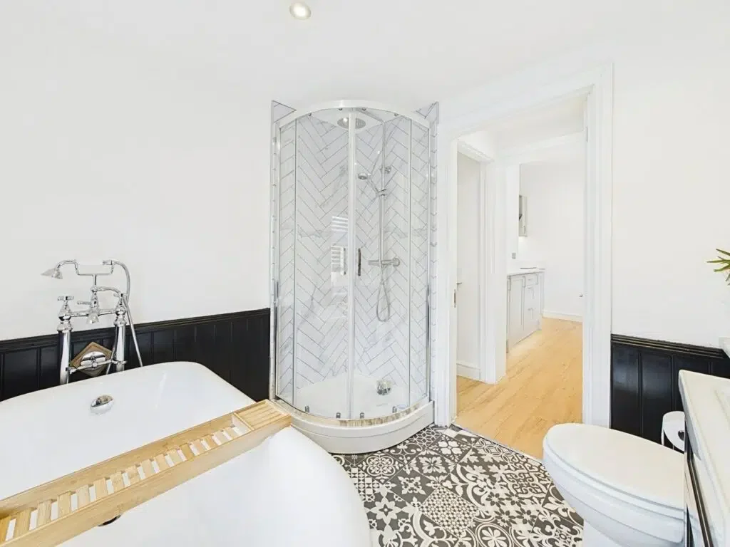 Flat Bromyard Road in Worcester