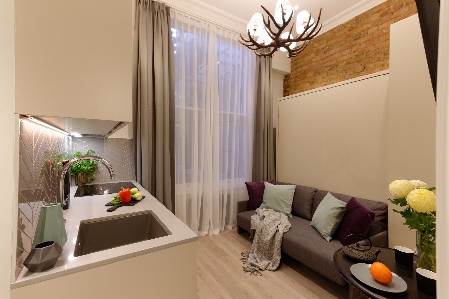 Flat Linden Gardens in Greater London