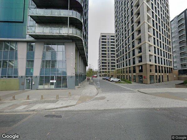 Flat Prior Road in Greater London