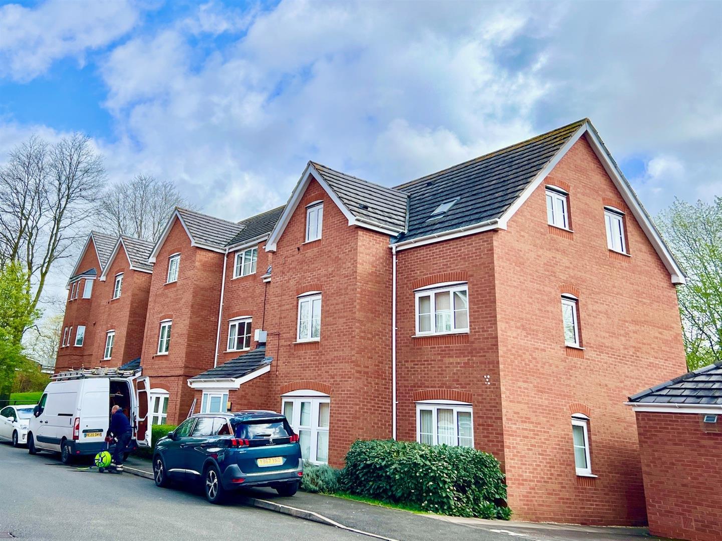 Flat Hickory Close in Coventry
