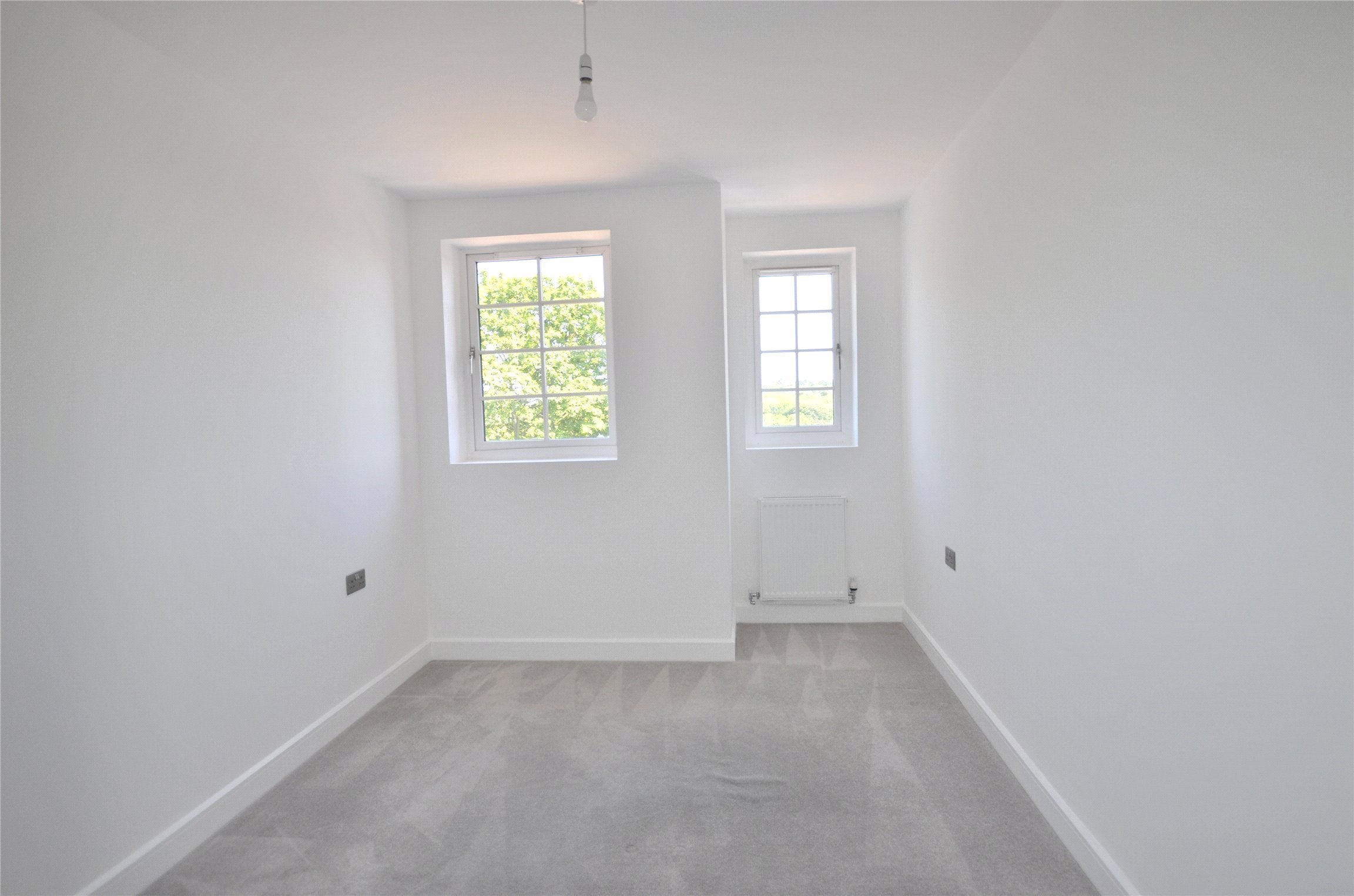 Flat Riddlesdown Road in Greater London