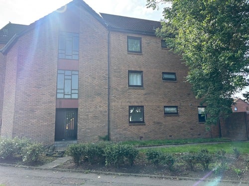 Flat St. John's Avenue in Knutsford