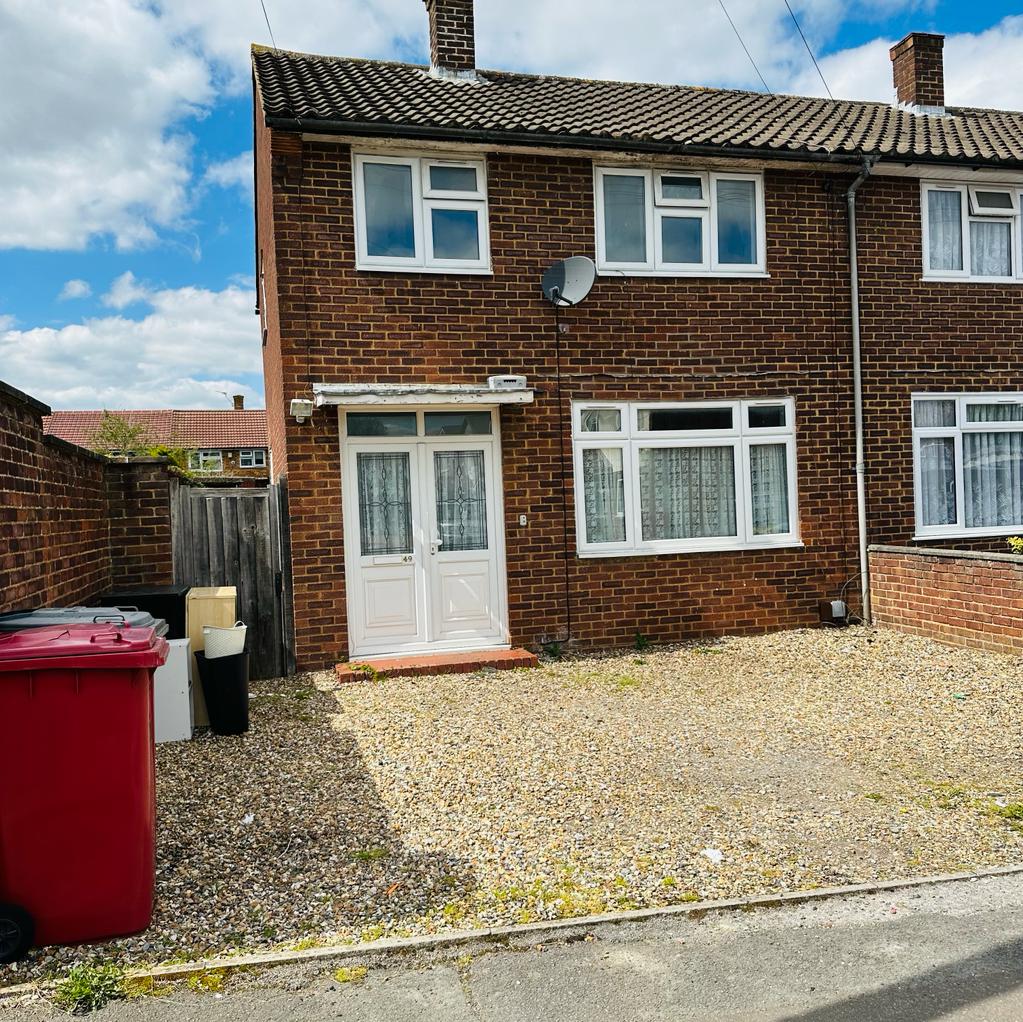 House Calbroke Road in Slough