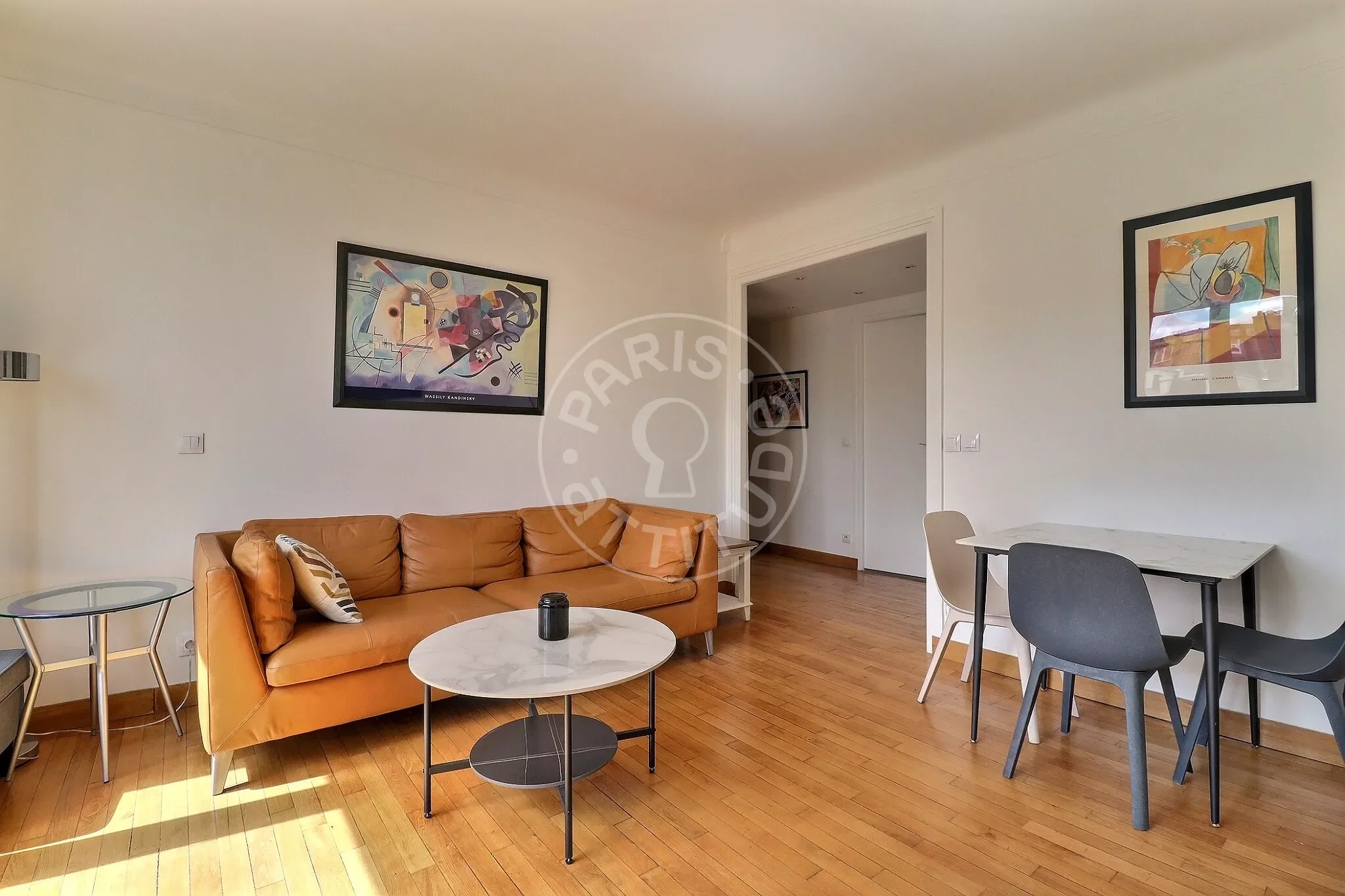 Appartement Rue de l'Amiral Cloué à Paris
