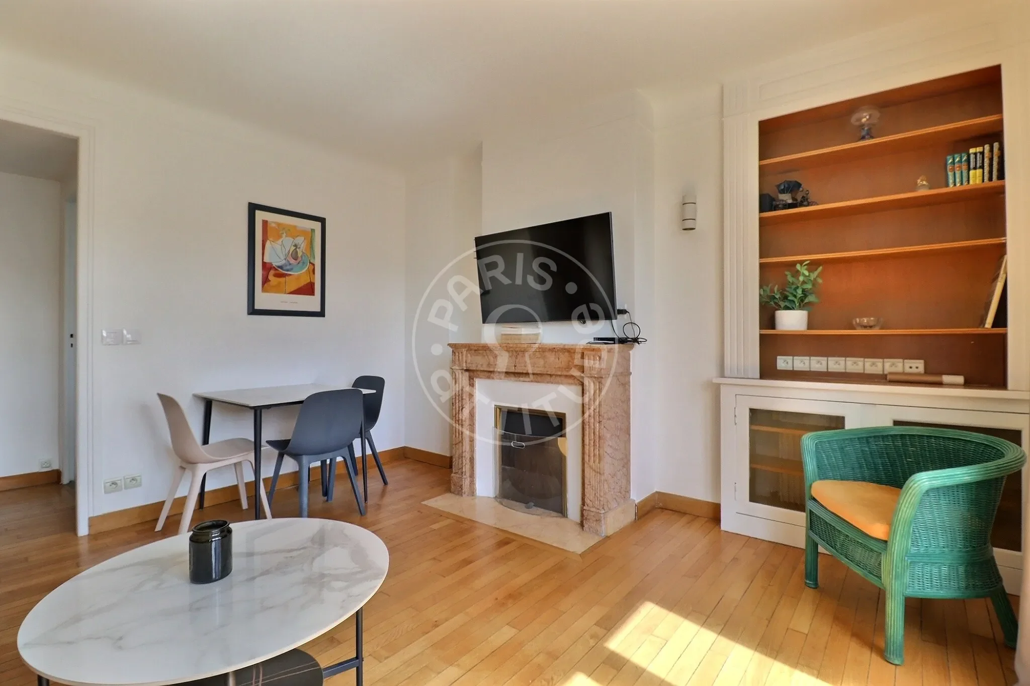 Appartement Rue de l'Amiral Cloué à Paris
