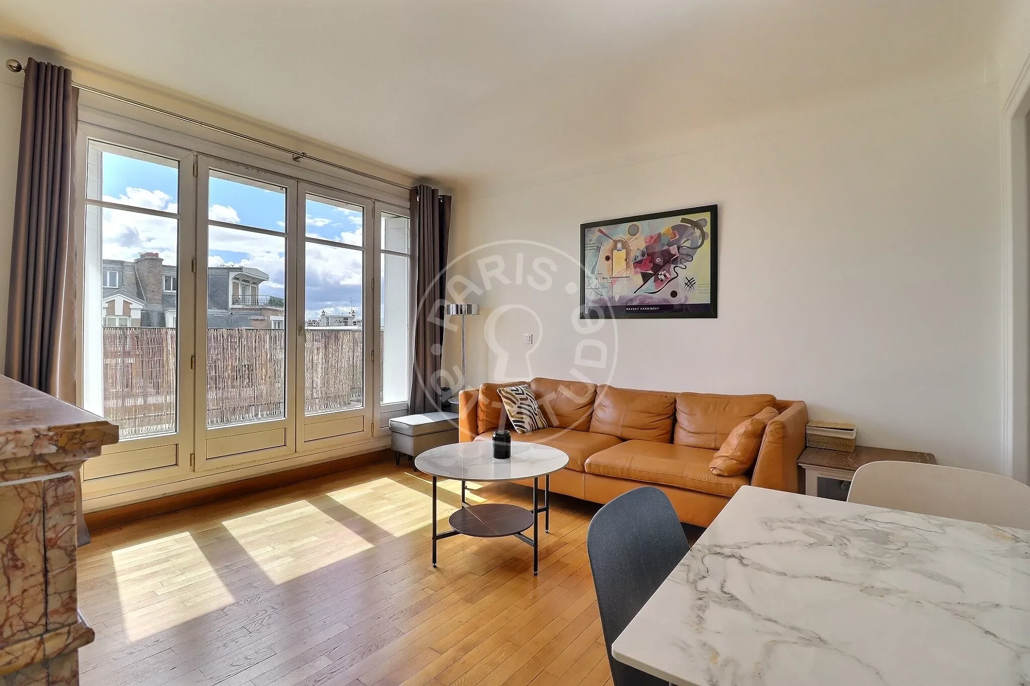 Appartement Rue de l'Amiral Cloué à Paris