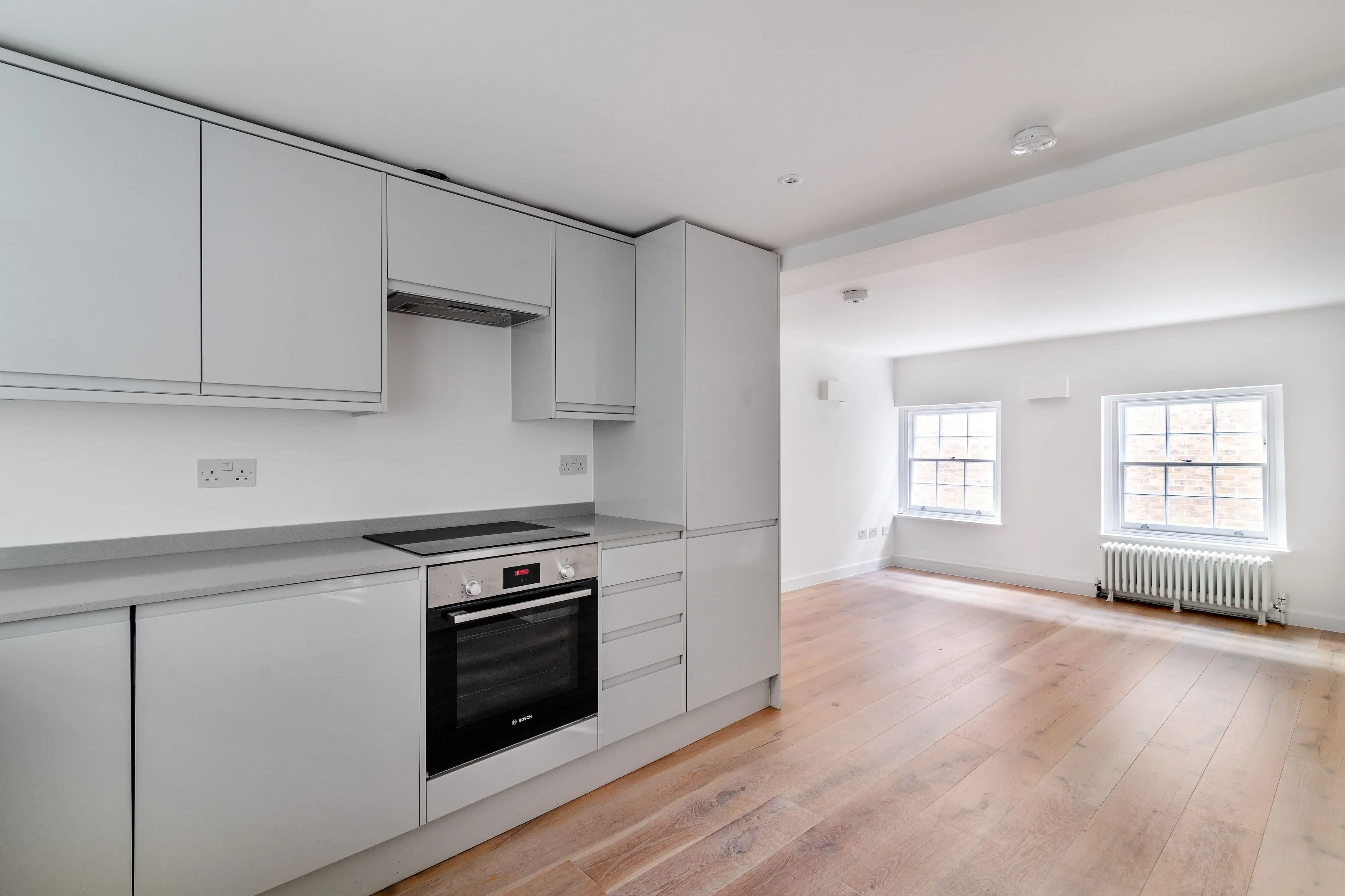 Flat Hanover Place in City of Westminster