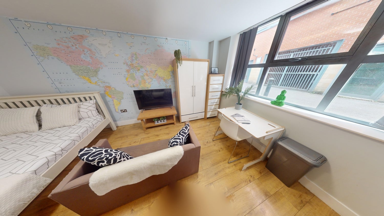 Room Woolpack Lane in Nottingham