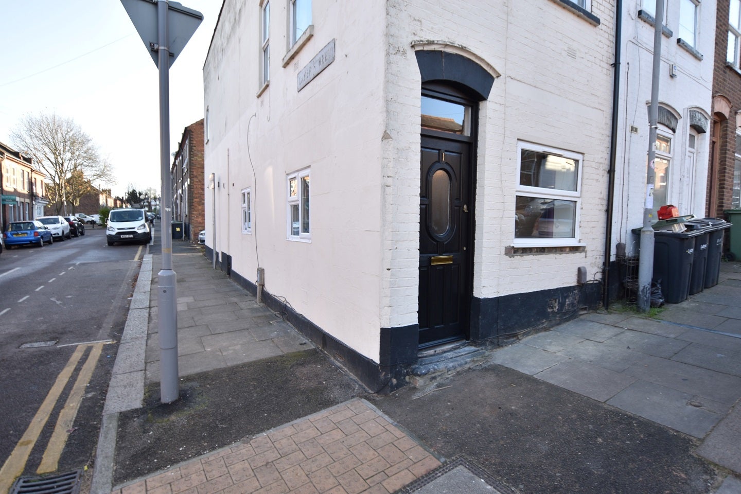 House Baker Street in Luton