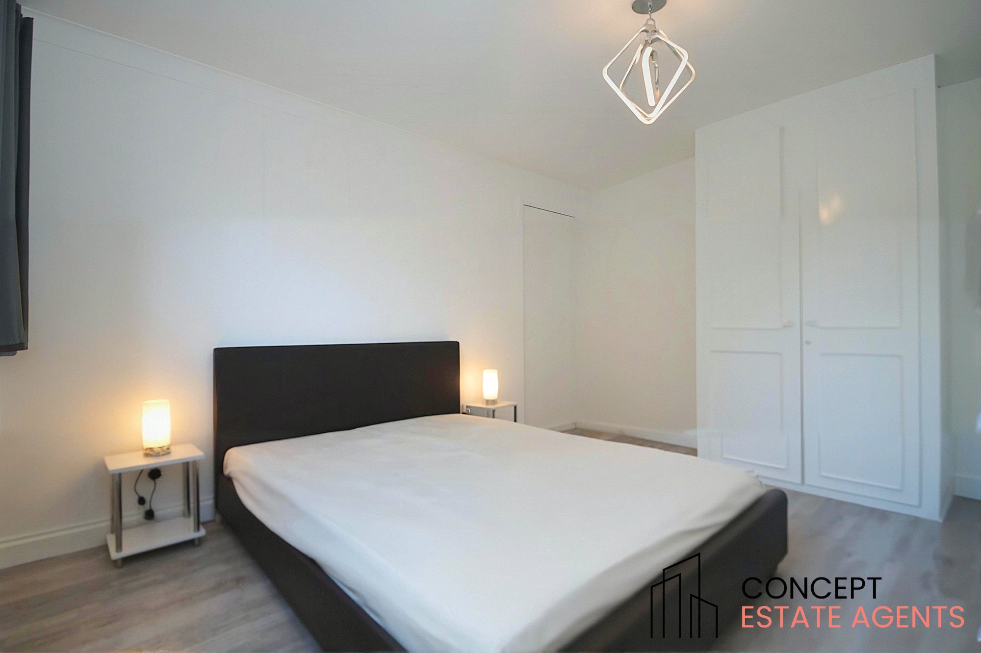 Flat Cheam Road in Greater London