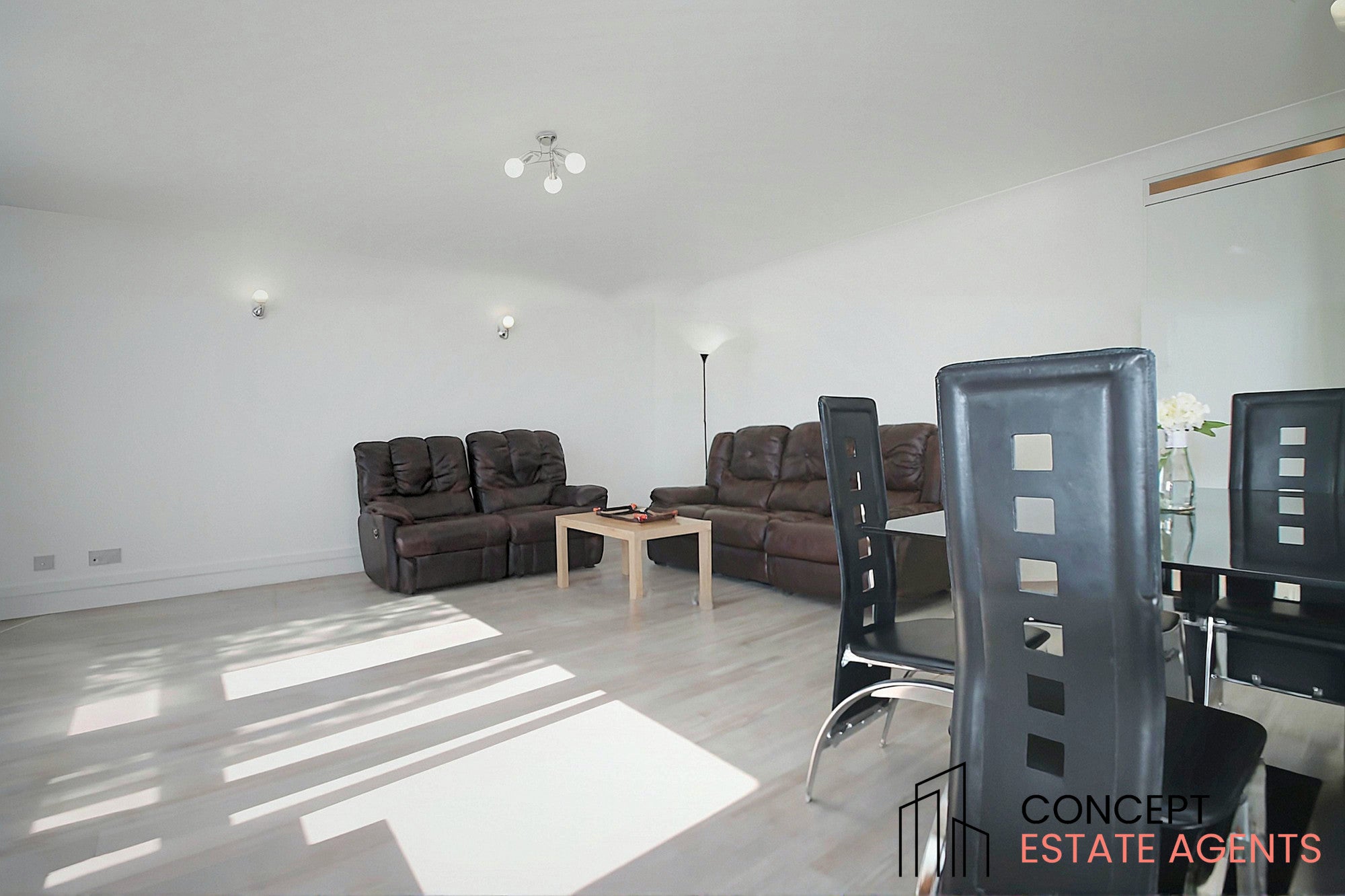 Flat Cheam Road in Greater London