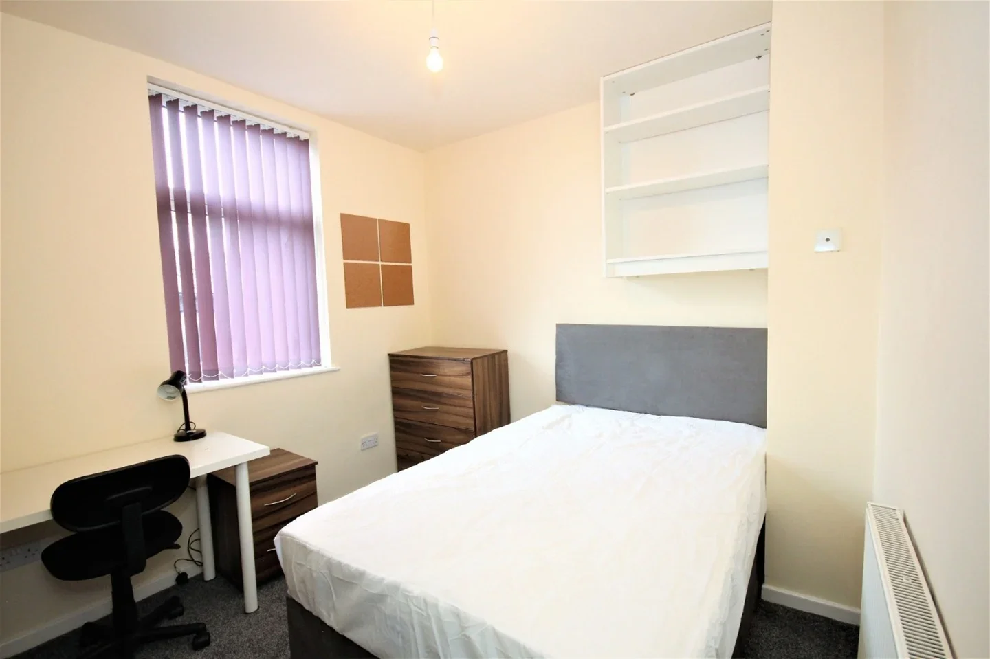 Room Hanover Square in Leeds