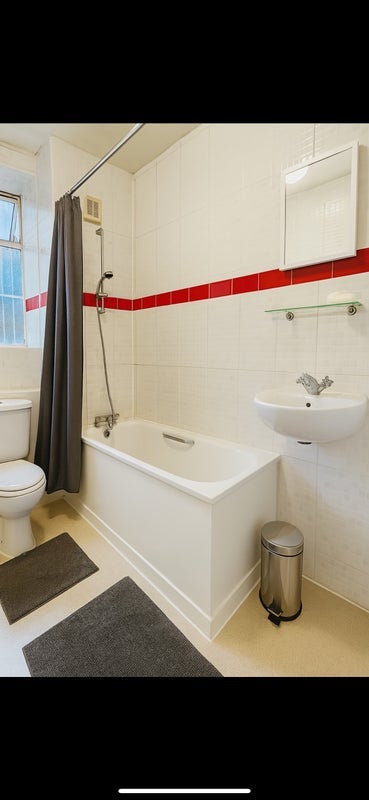 Room Three Colt Street in Greater London