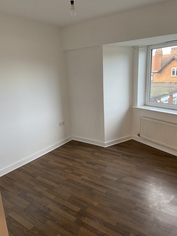 Room Mere Green Road in Birmingham