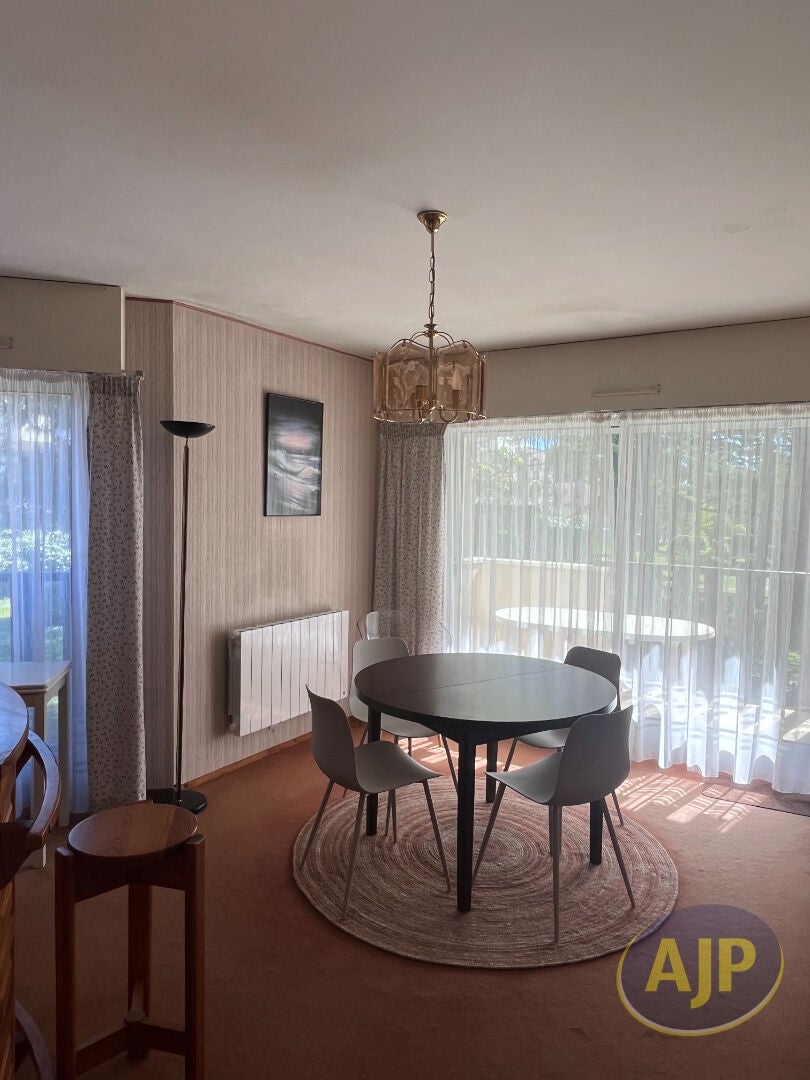 Appartement Chemin de la Renaudière à Méry-ès-Bois