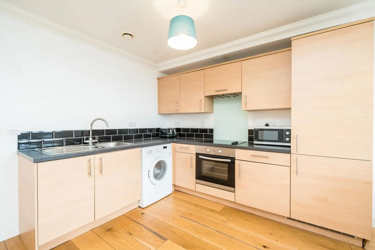 Flat Clapham Common South Side in Greater London
