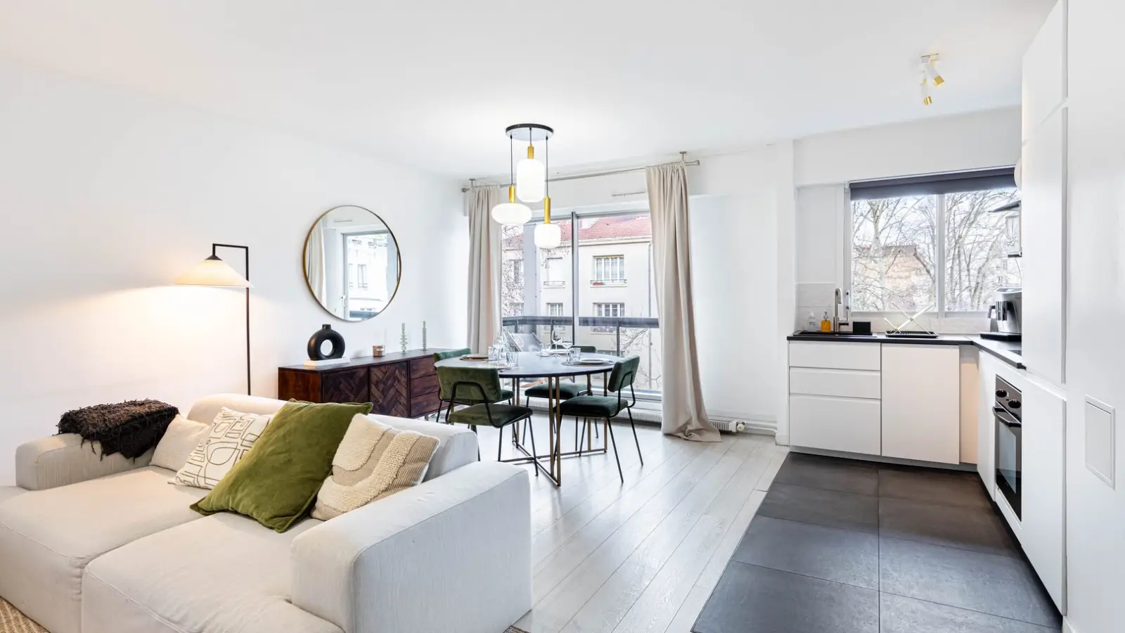 Appartement Rue Pierre Bourdan à Paris