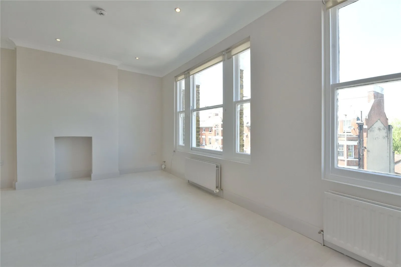 Flat Wandsworth Road in Greater London