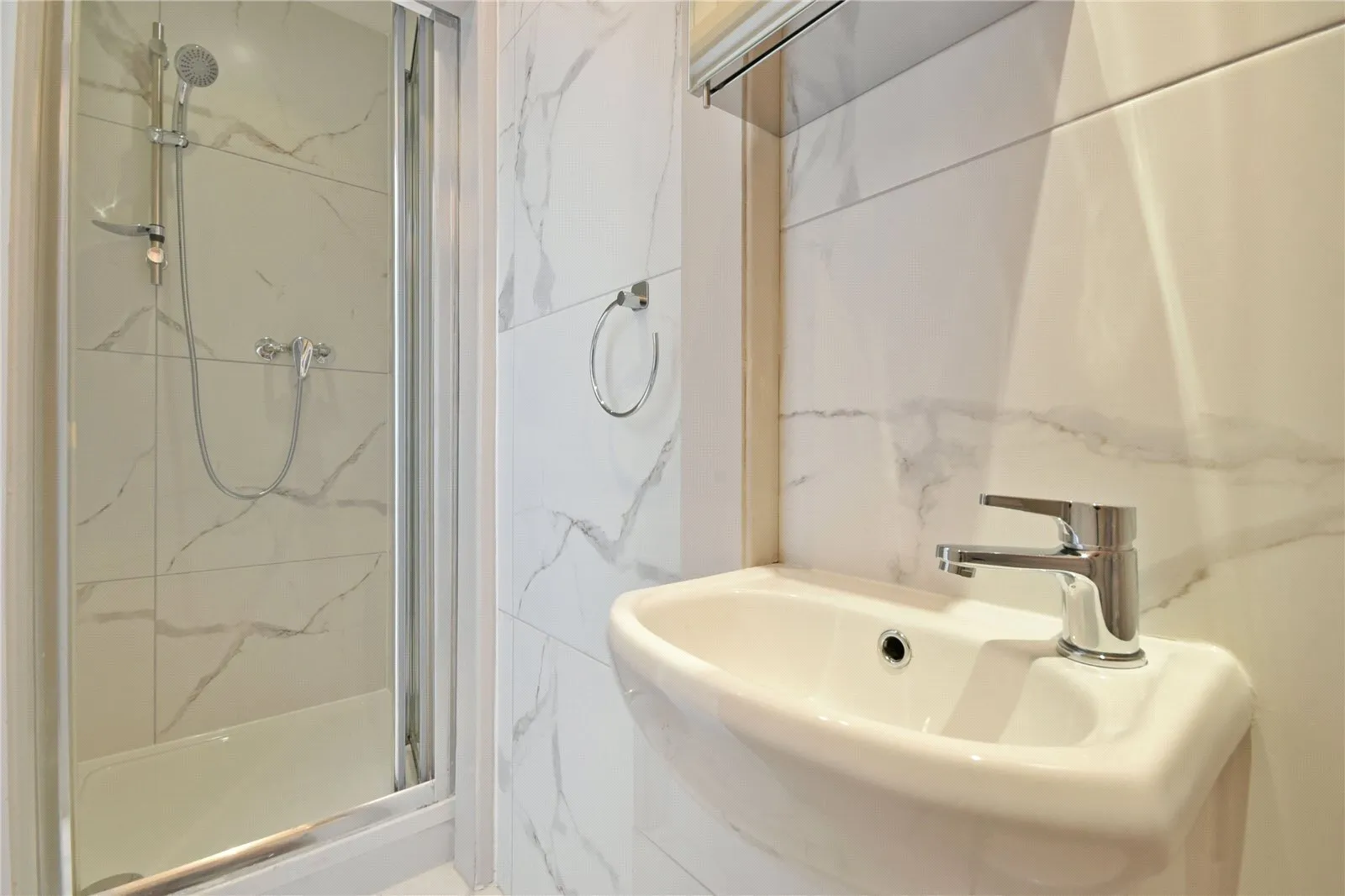 Flat Wandsworth Road in Greater London