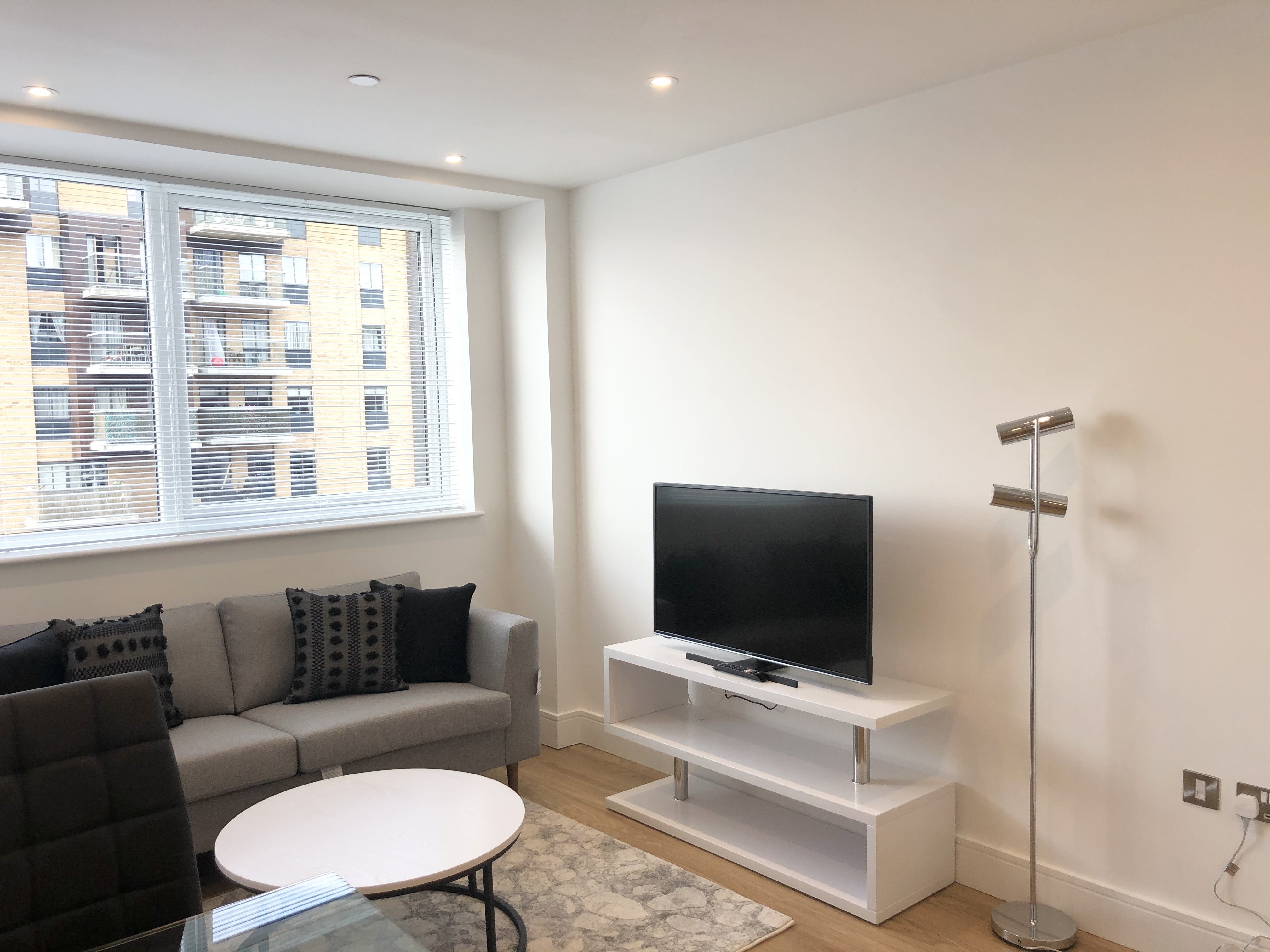 Flat South Street in Greater London