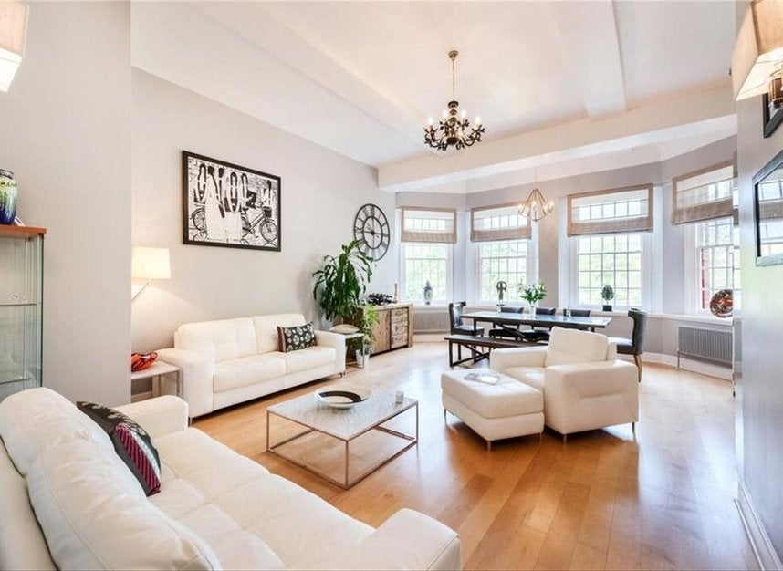 Flat FitzHerbert Walk in Greater London
