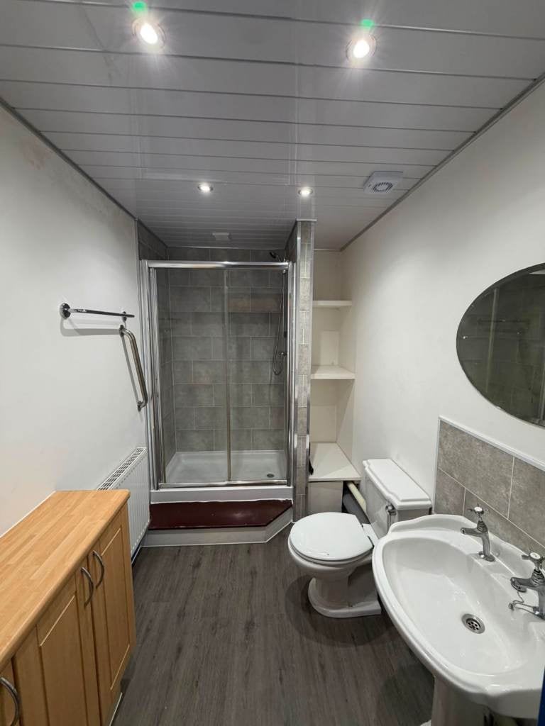 Flat Rankeillor Street in City of Edinburgh