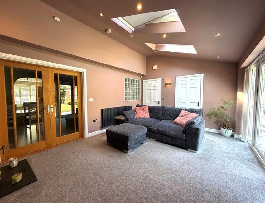 House Woodthorn Close in Warrington