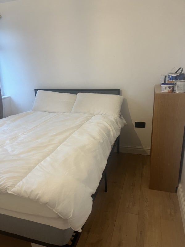 Room Thirlmere Gardens in Leeds