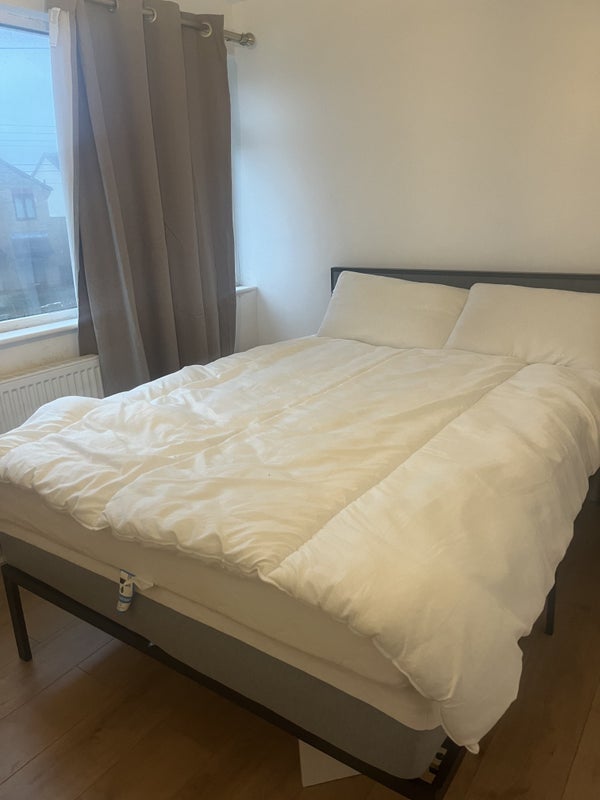 Room Thirlmere Gardens in Leeds