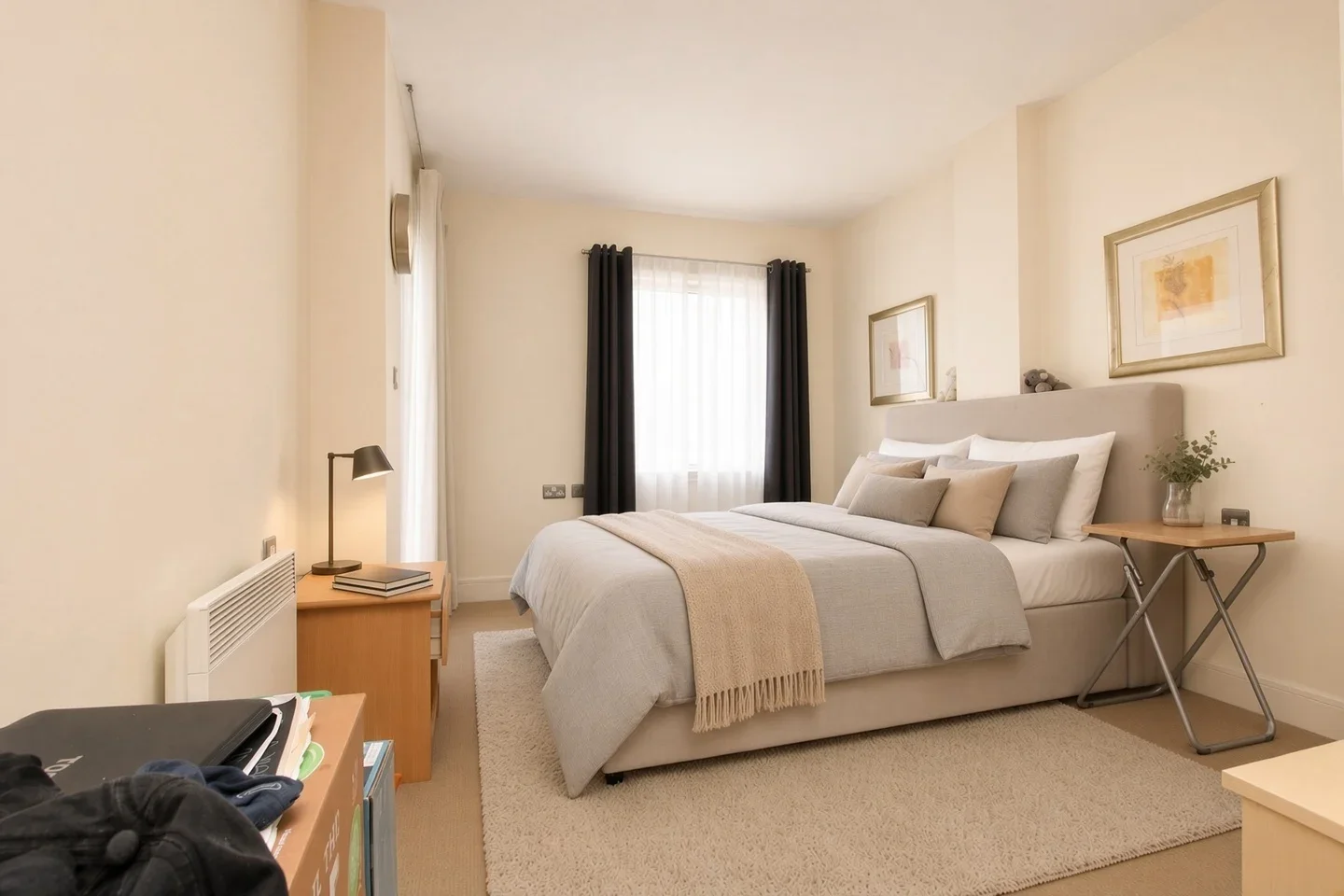 Room Royal Oak Yard in Greater London