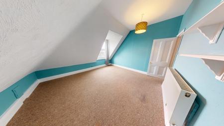Flat Tisbury Road in Portslade by Sea