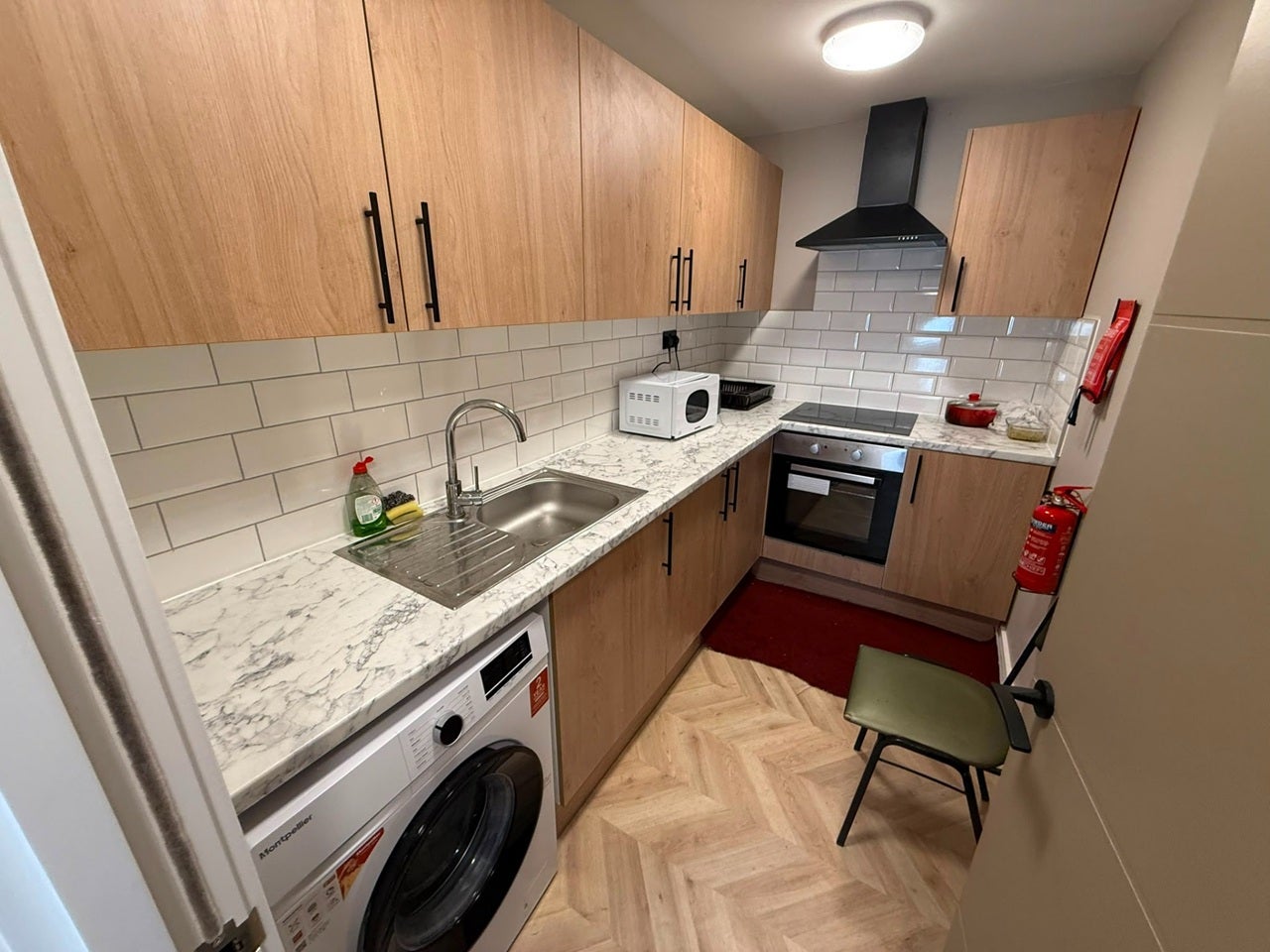 Flat Whitefriars Avenue in Greater London