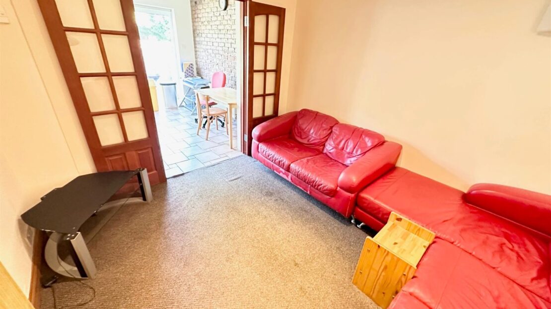 House Newcroft Close in Greater London
