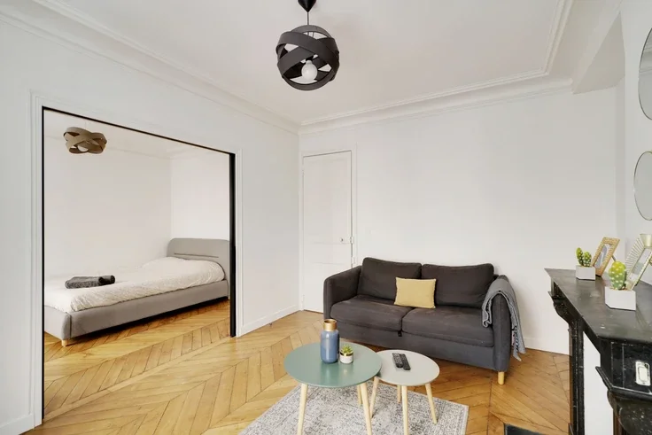 Appartement Rue de Rome à Paris