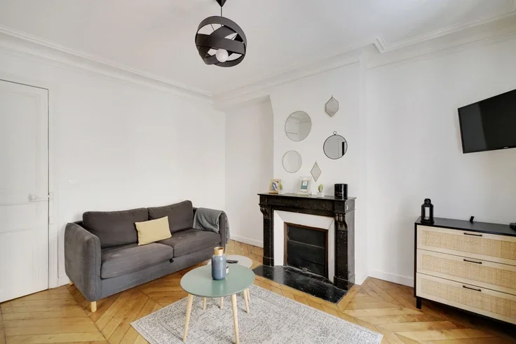 Appartement Rue de Rome à Paris