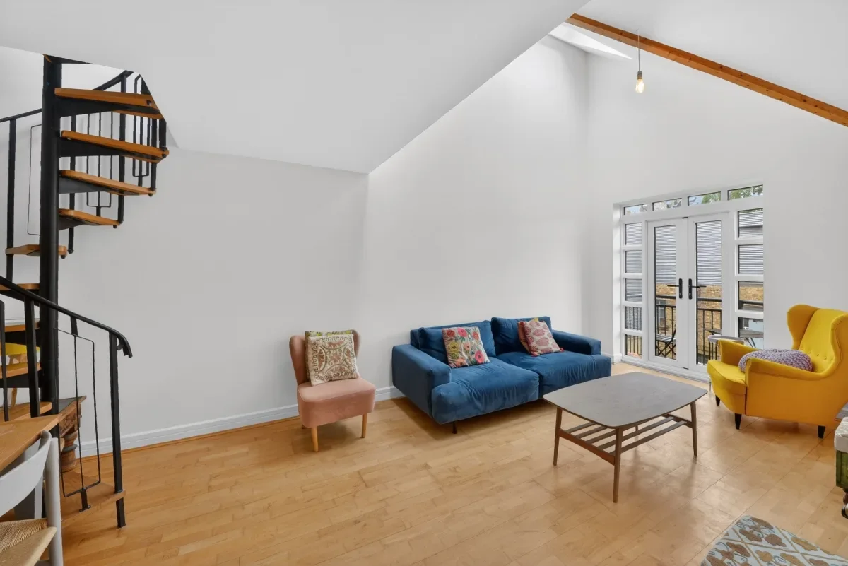 Flat Bethnal Green Road in Greater London