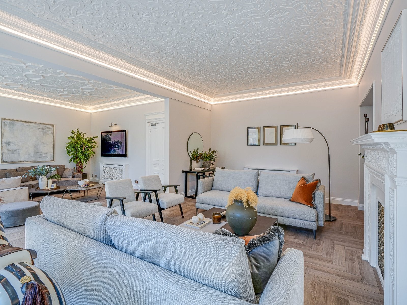 Flat Knightsbridge in City of Westminster