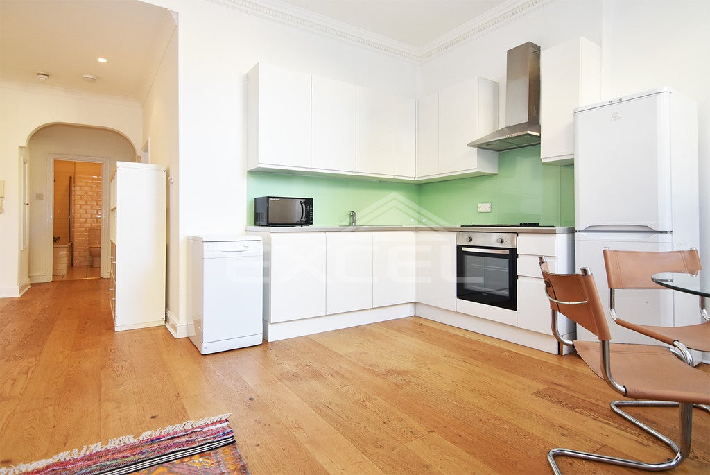Flat Harrow Road in City of Westminster