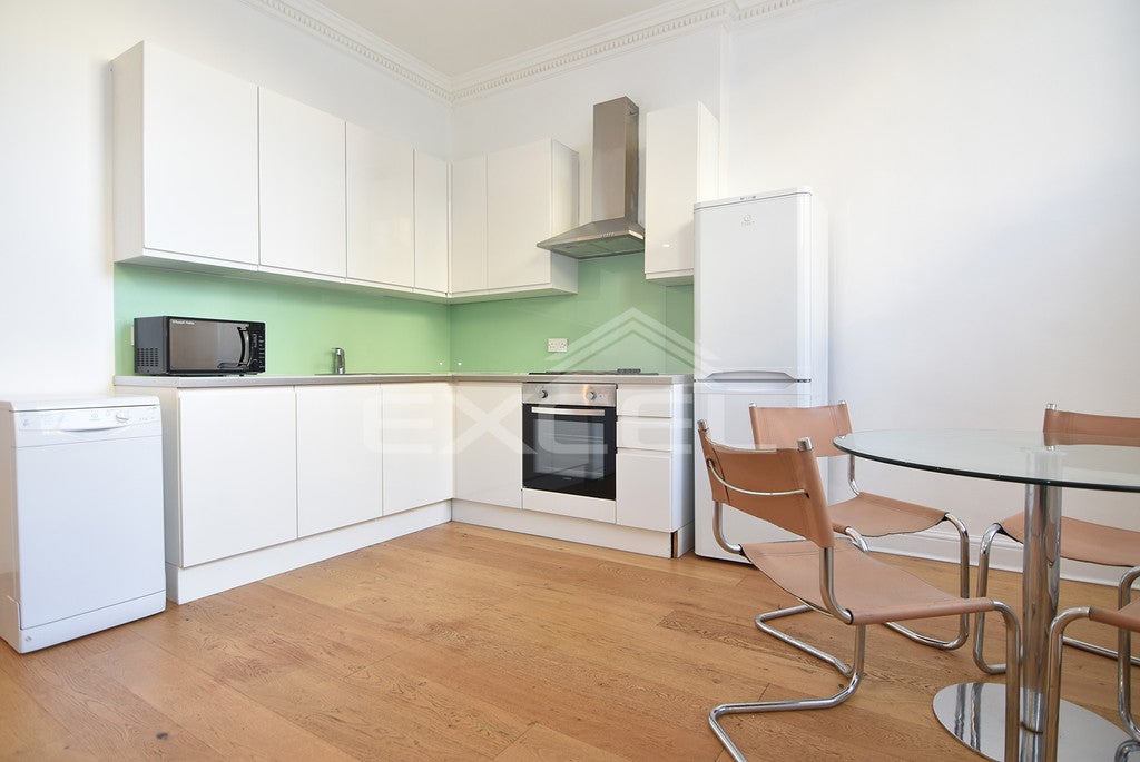 Flat Harrow Road in City of Westminster