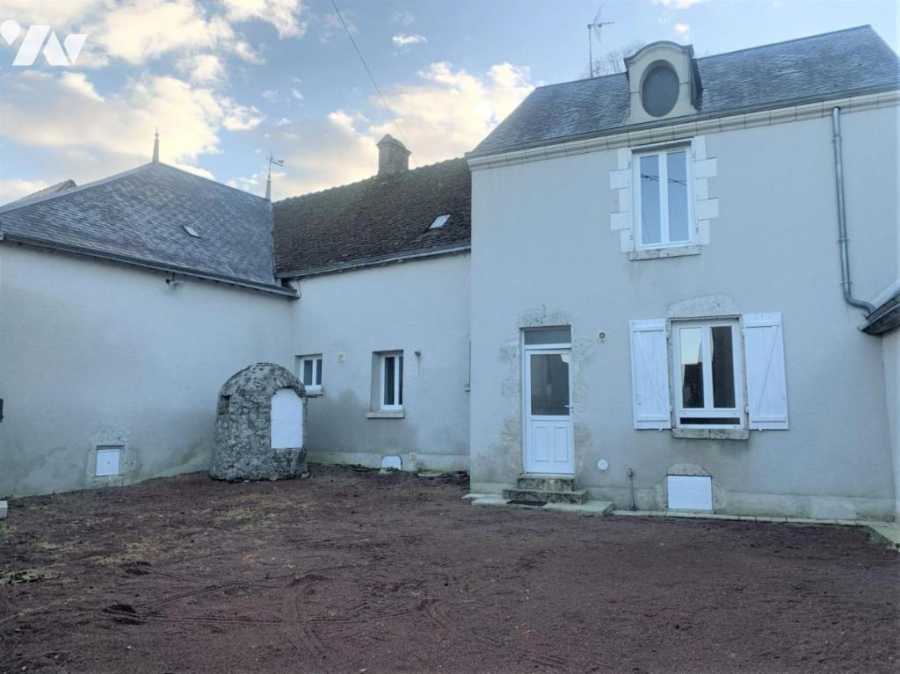 Maison Route de Mont-Prés-Chambord à Saint-Claude-de-Diray à Huisseau-sur-Cosson