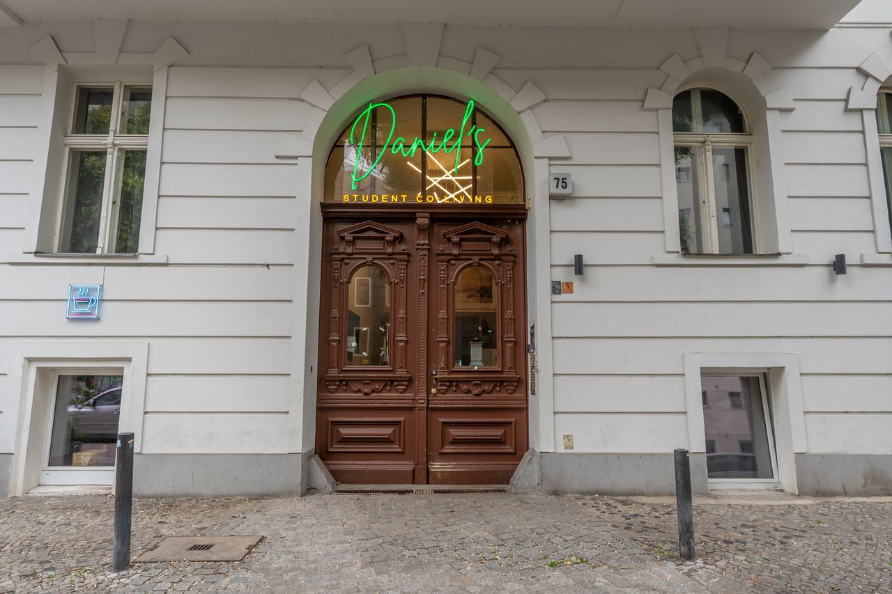 Wohnung Leibnizstraße in Berlin