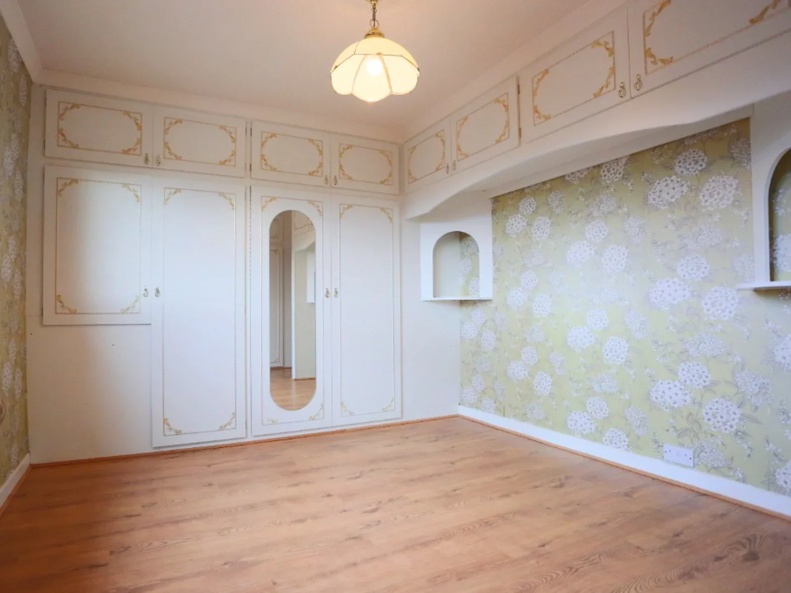 Flat Southhouse Square in City of Edinburgh