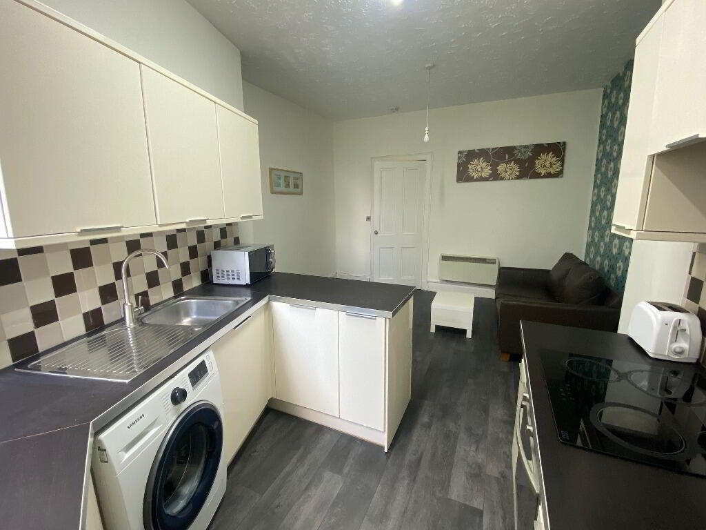 Flat New Mart Road in City of Edinburgh