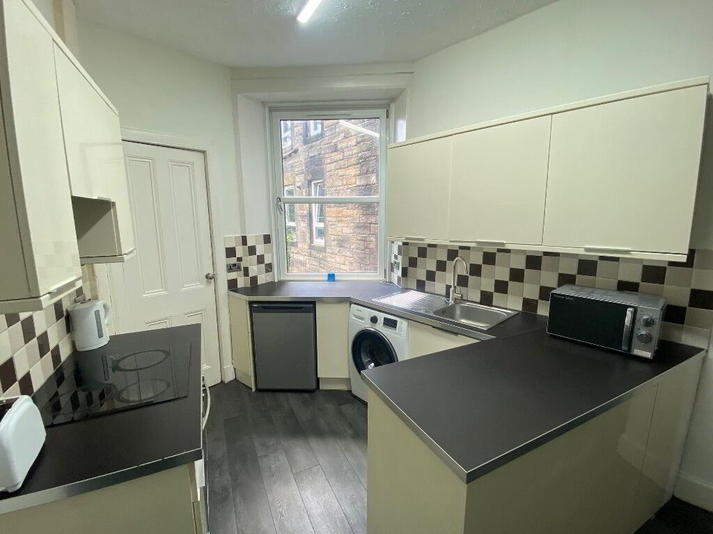 Flat New Mart Road in City of Edinburgh