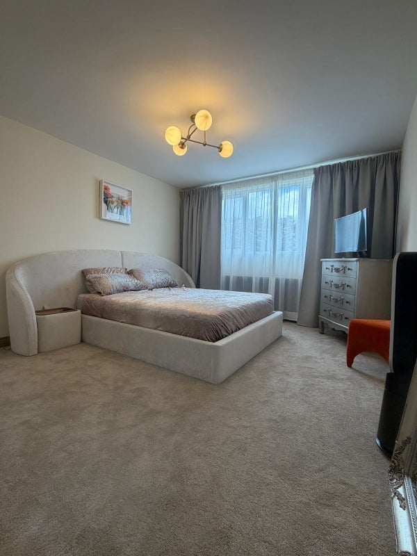 Room Ebrington Avenue in Metropolitan Borough of Solihull