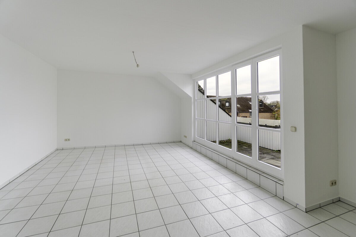 Wohnung Reisholzer Straße in Düsseldorf
