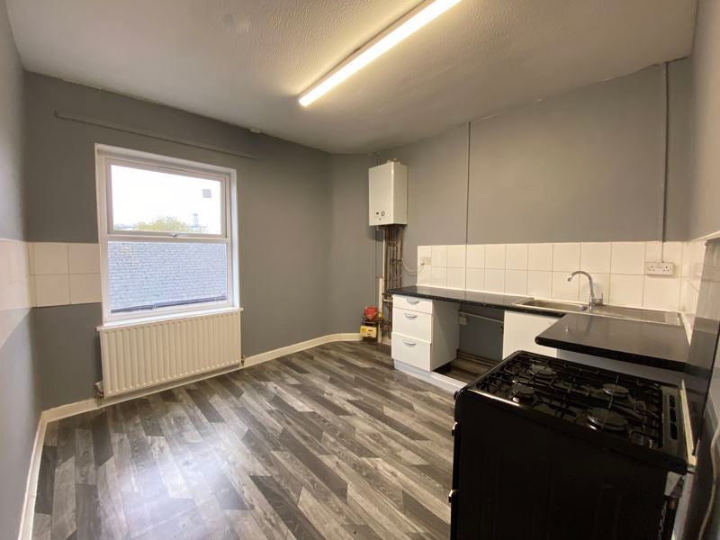Flat New Street in Newport