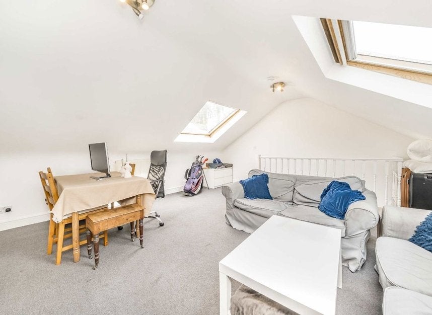 Room St Luke's Avenue in Greater London