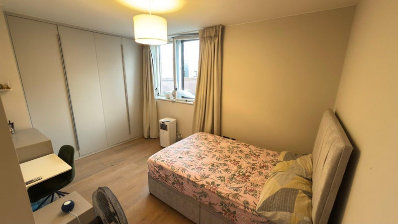 Room Carpet Street in Greater London