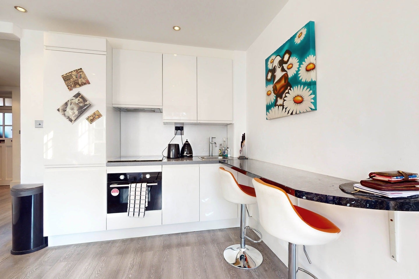 Flat Frampton Street in City of Westminster
